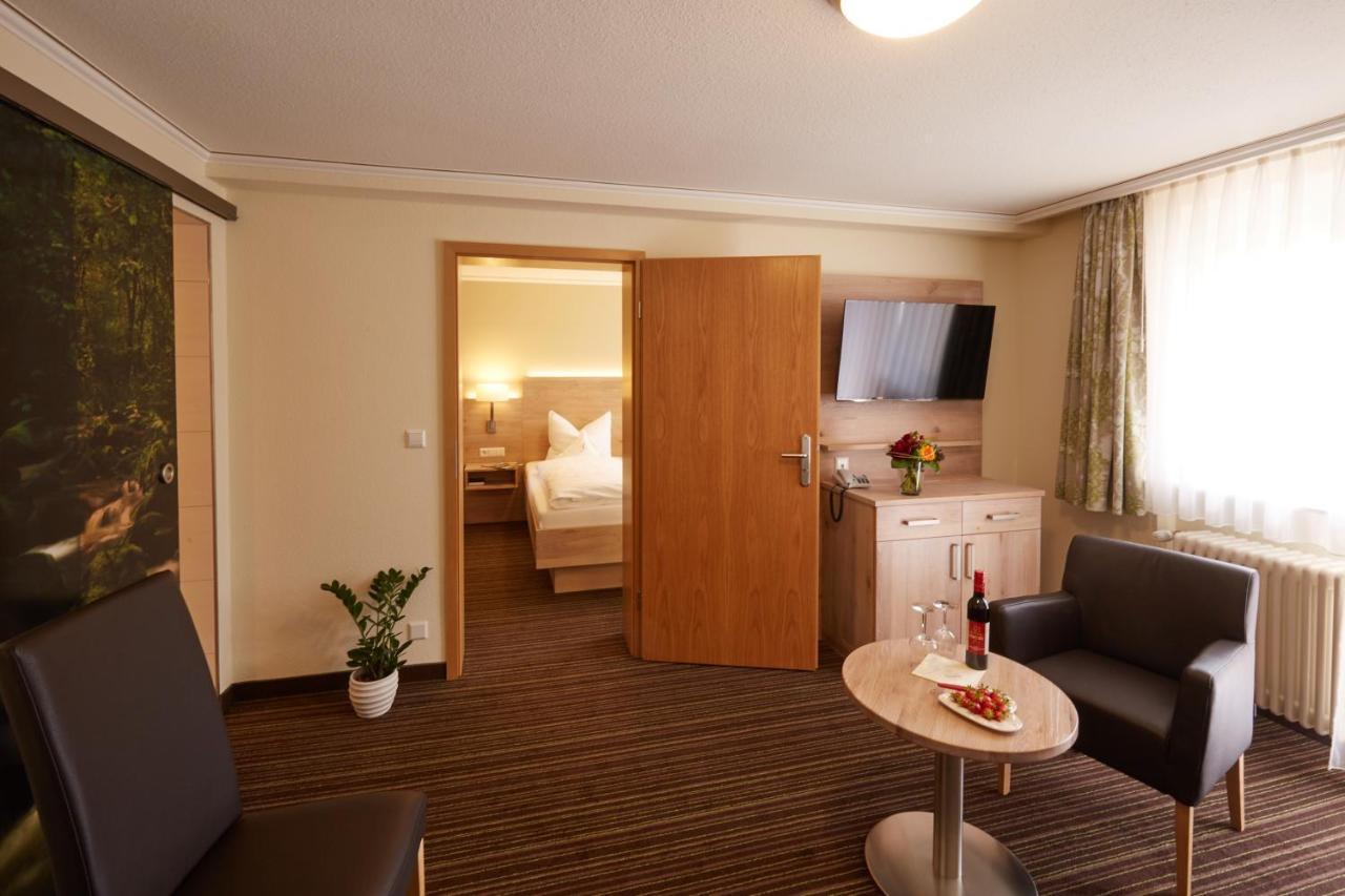 Wander- & Wellnesshotel Naegele 호헨스반트 외부 사진
